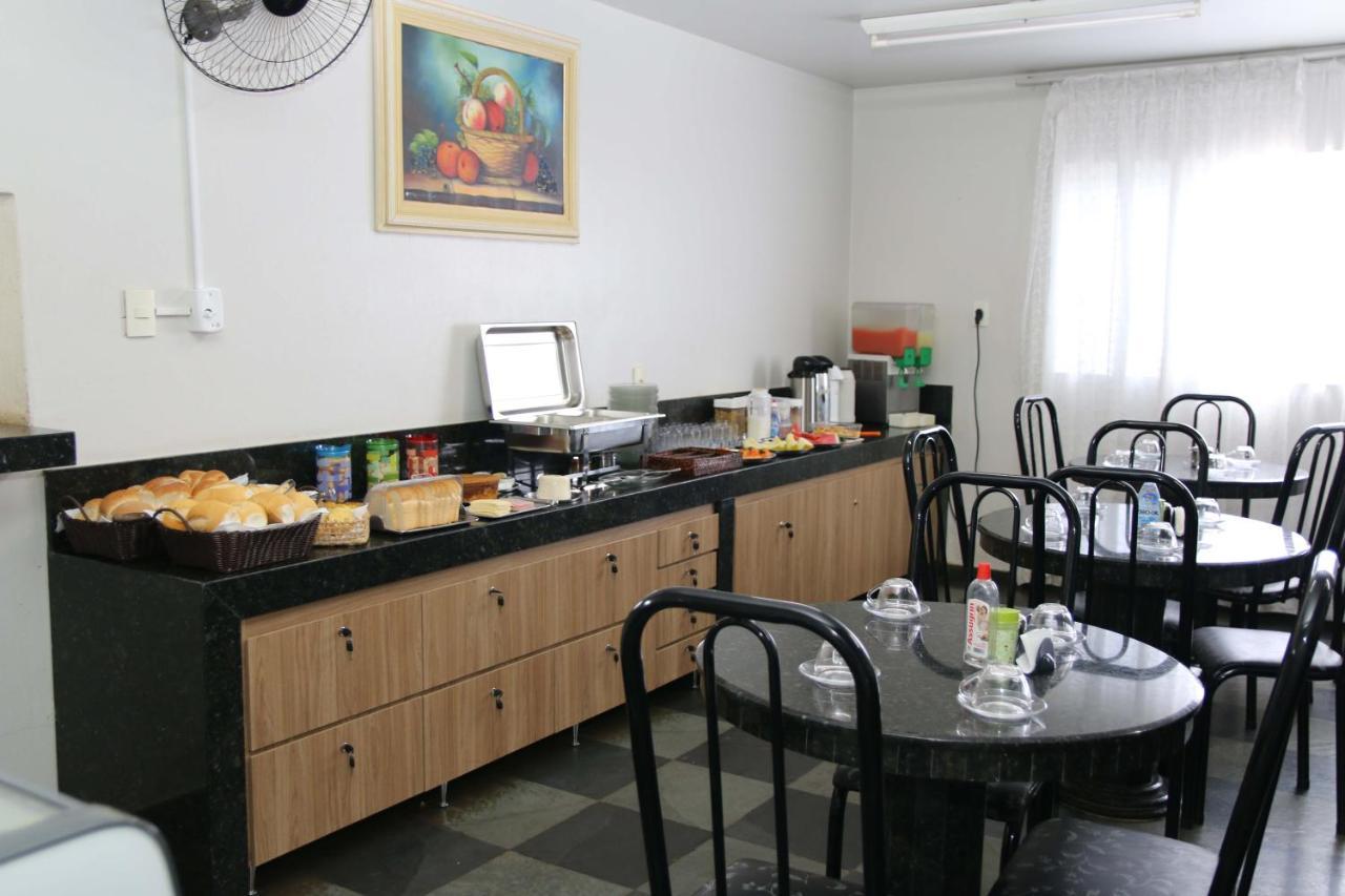 Hotel Chaves Pompeu  ภายนอก รูปภาพ